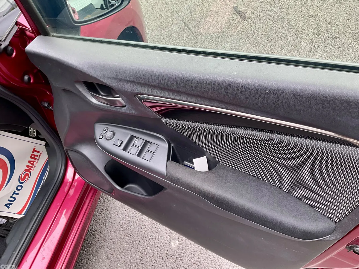 Honda Fit Hatchback, Petrol Hybrid, 2017, Other