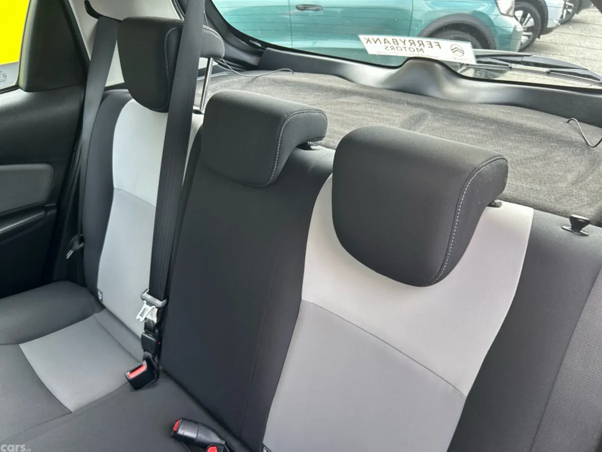 Toyota Yaris Hatchback, Petrol, 2018, Grey