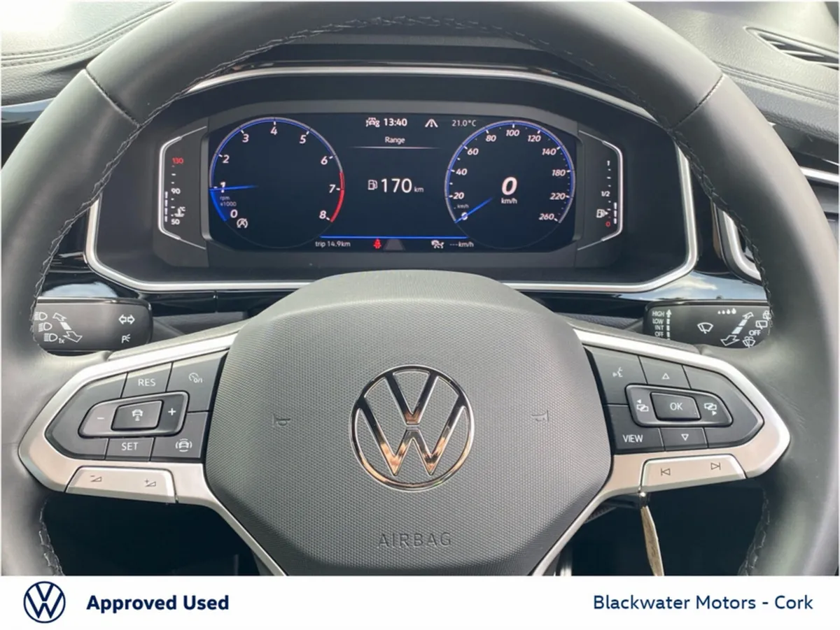 Volkswagen T-Roc SUV, Petrol, 2024, Black
