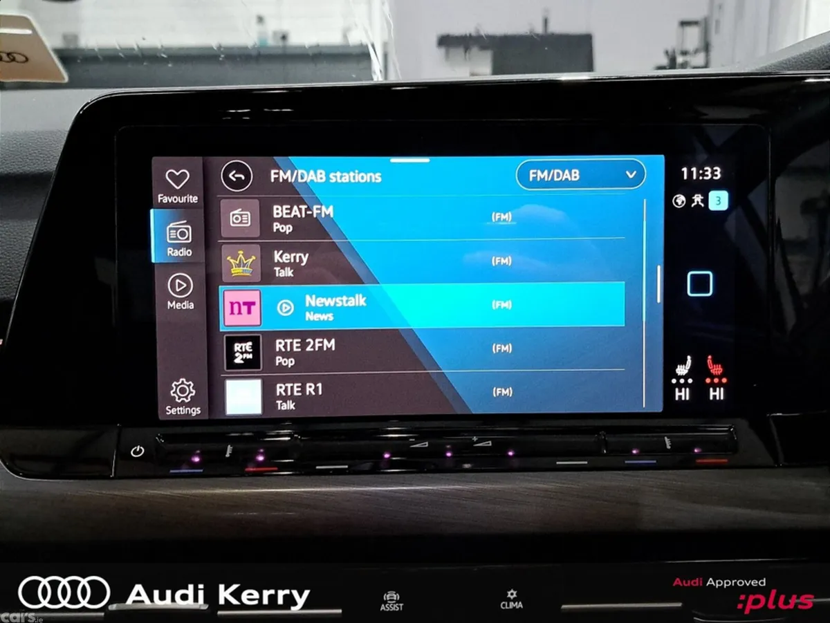 Volkswagen Golf Estate, Petrol, 2023, Red