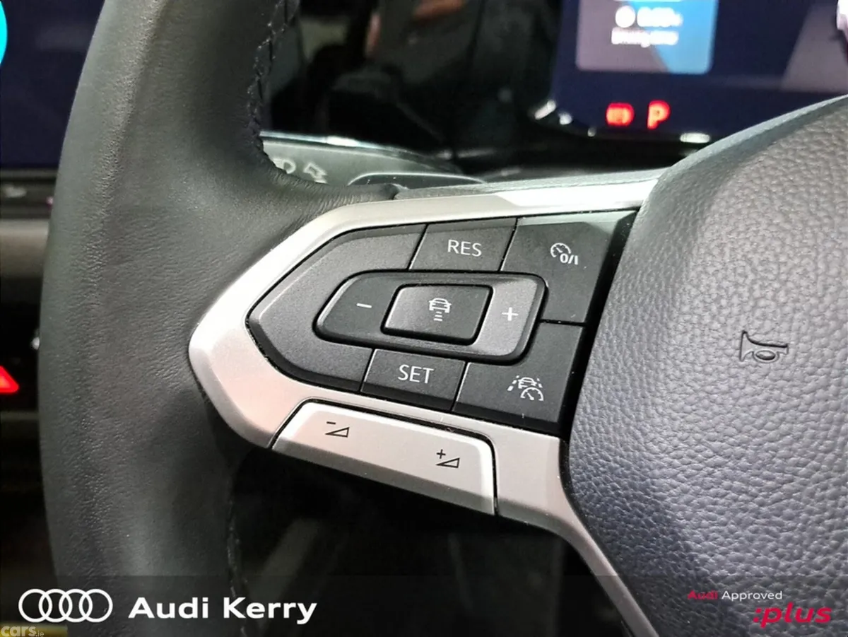 Volkswagen Golf Estate, Petrol, 2023, Red