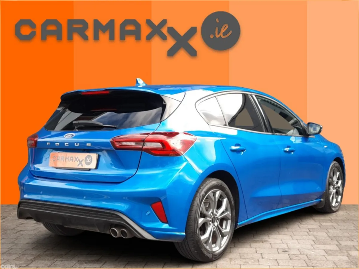 Ford Focus Hatchback, Diesel, 2024, Blue