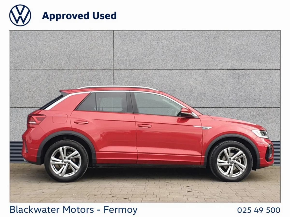 Volkswagen T-Roc SUV, Petrol, 2024, Red