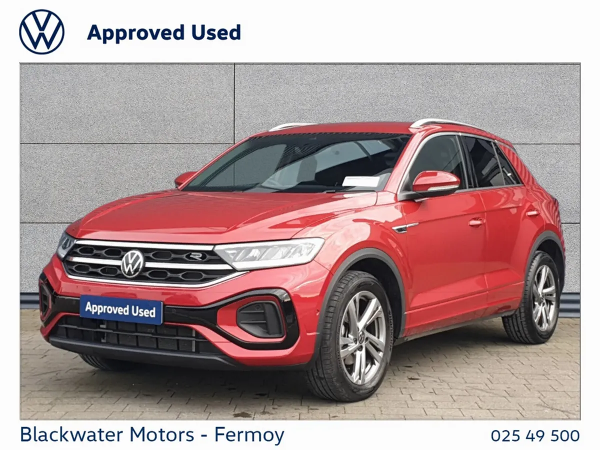 Volkswagen T-Roc SUV, Petrol, 2024, Red