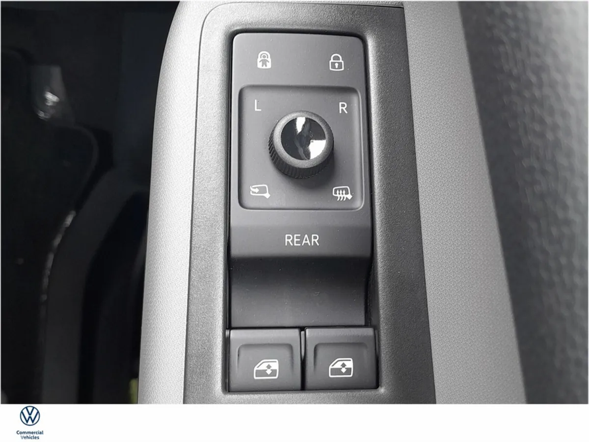 Volkswagen ID.Buzz Van, Electric, 2025, White