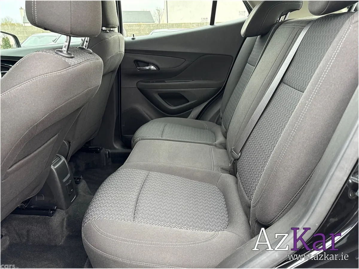 Opel Mokka Hatchback, Petrol, 2019, Black