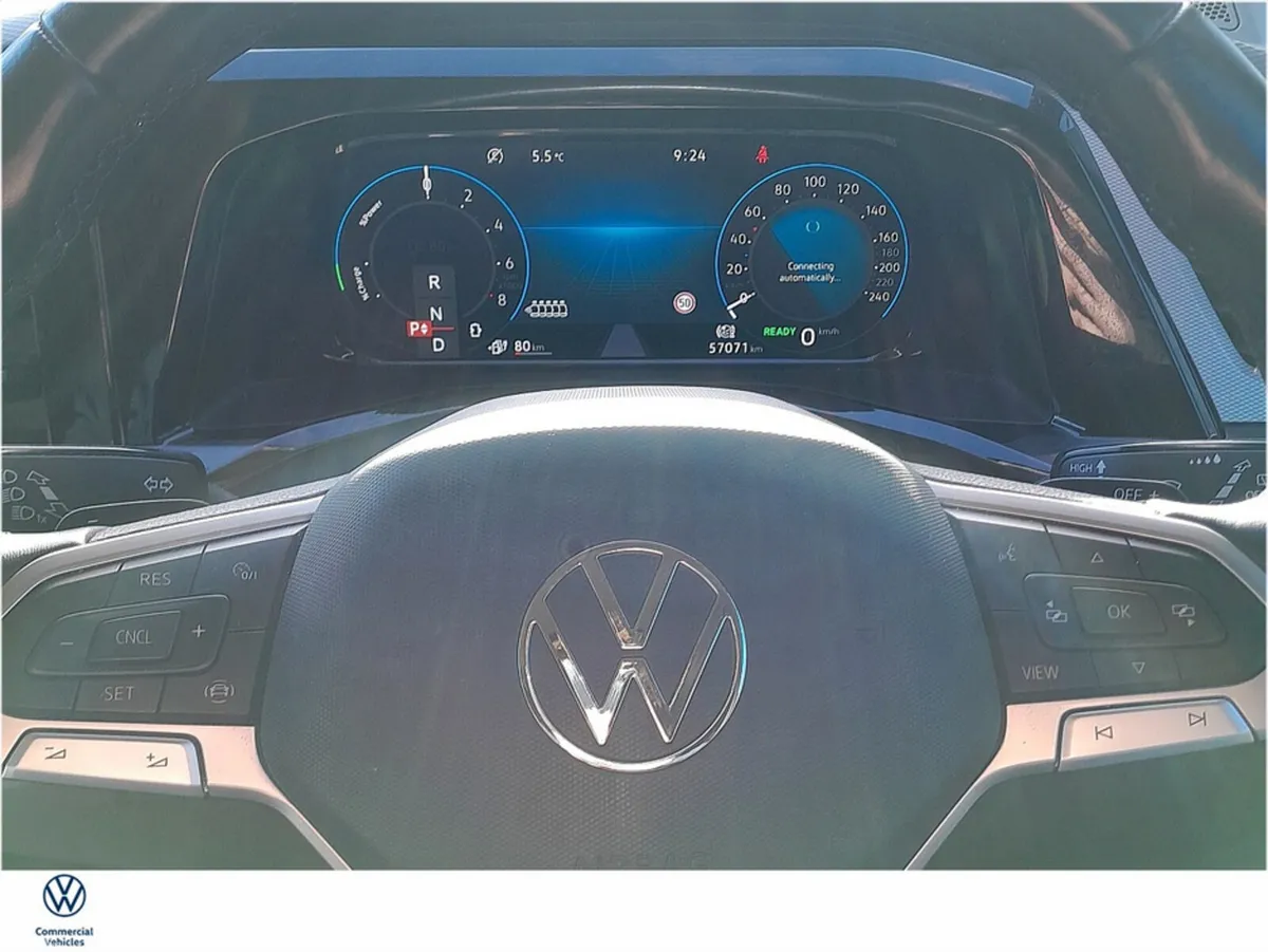 Volkswagen Multivan MPV, Petrol Plug-in Hybrid, 2023, Red
