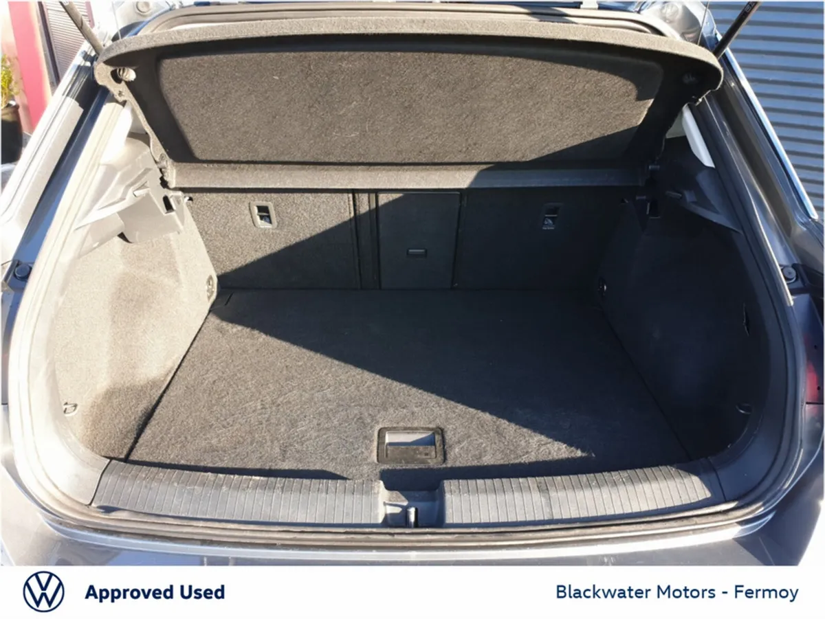 Volkswagen T-Roc SUV, Diesel, 2023, Grey