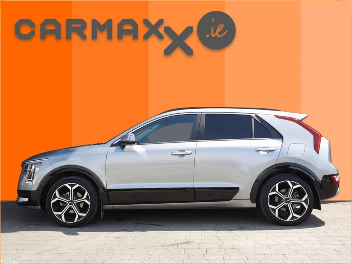 Kia Niro Hatchback, Petrol, 2024, Grey