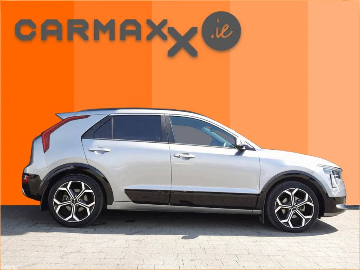 Kia Niro Hatchback, Petrol, 2024, Grey