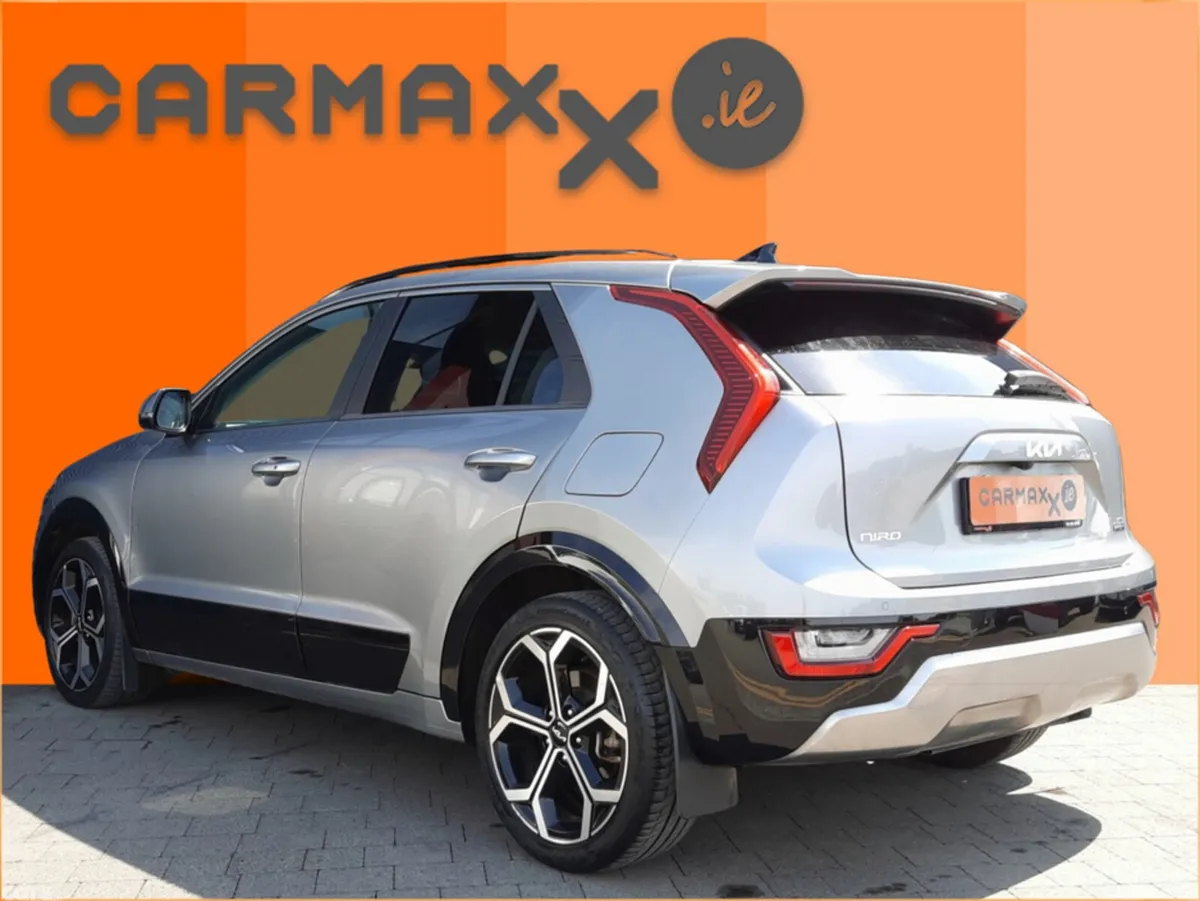 Kia Niro Hatchback, Petrol, 2024, Grey