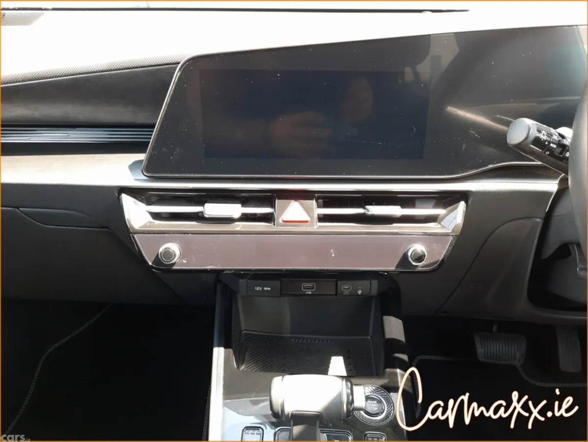 Kia Niro Hatchback, Petrol, 2024, Grey