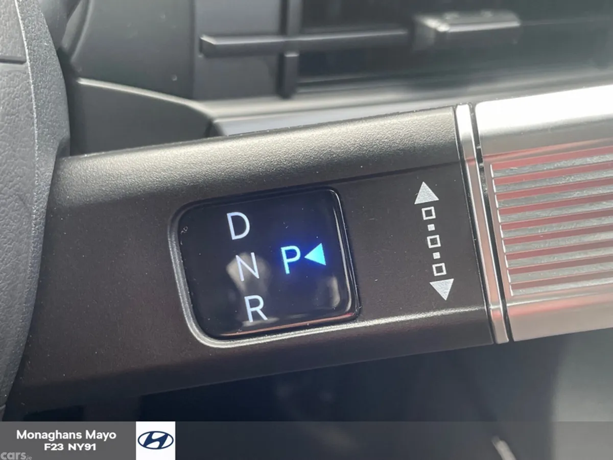 Hyundai Santa Fe SUV, Petrol Plug-in Hybrid, 2025, White