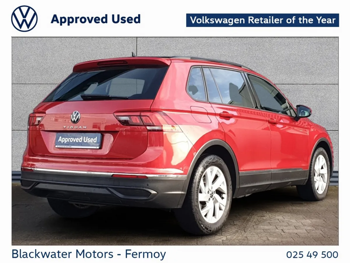 Volkswagen Tiguan SUV, Diesel, 2023, Red