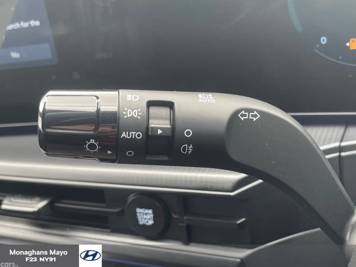 Hyundai Santa Fe SUV, Petrol Plug-in Hybrid, 2025, White