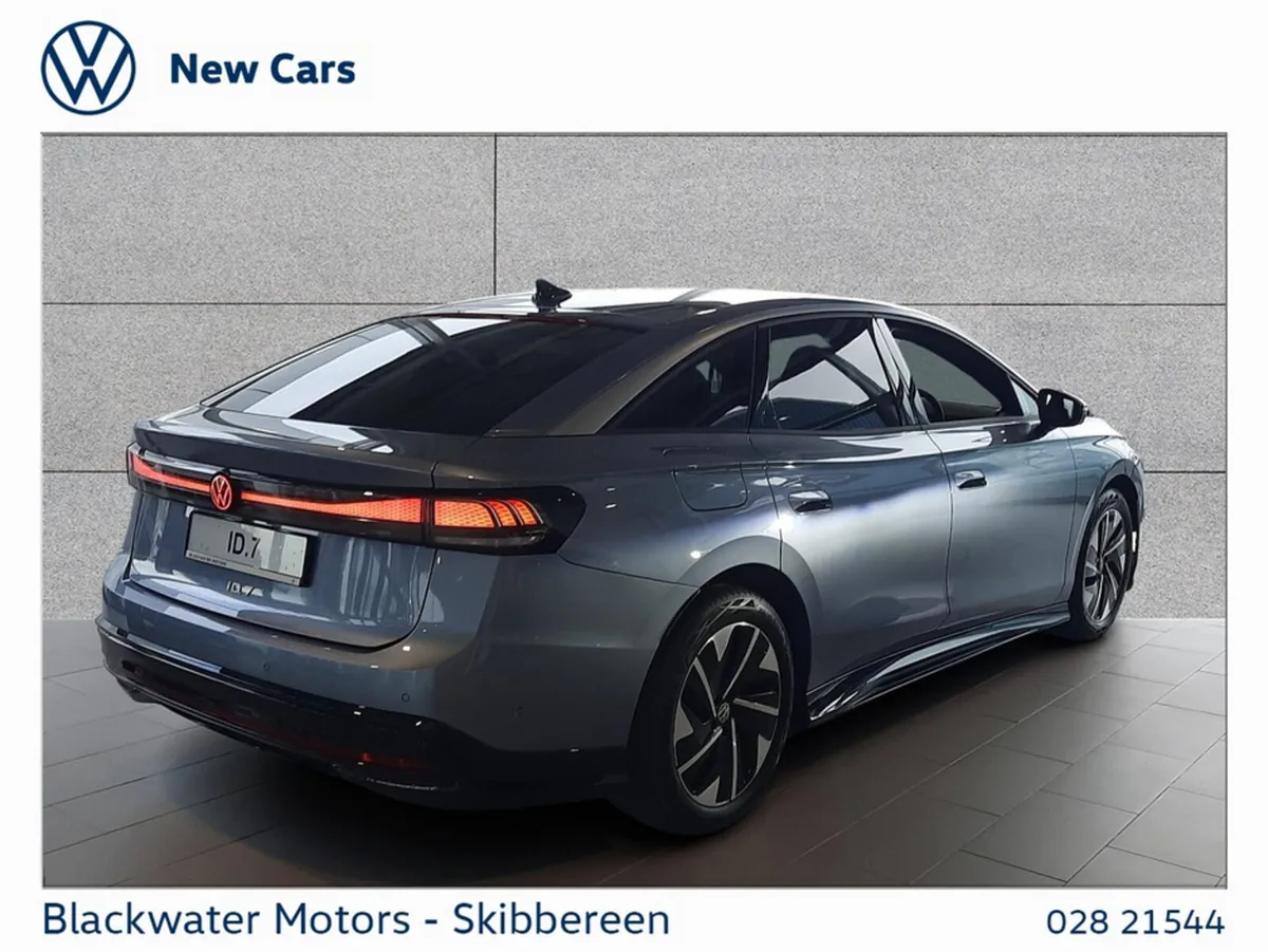 Volkswagen ID.7 Hatchback, Electric, 2026, Blue