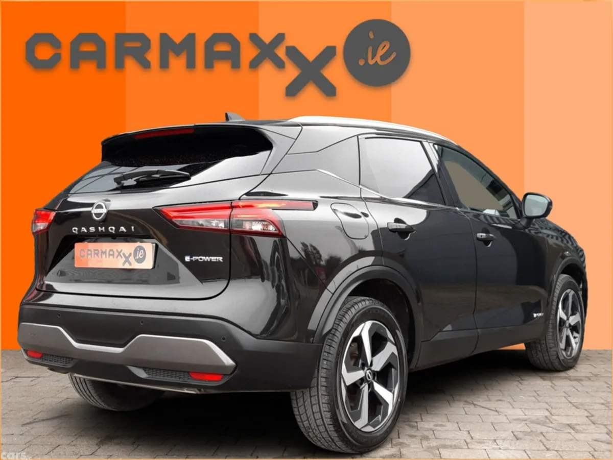 Nissan Qashqai MPV, Petrol, 2024, Black