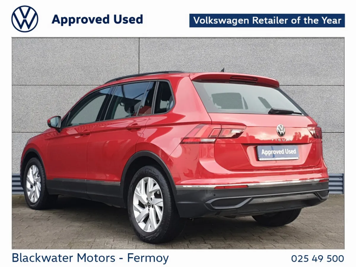 Volkswagen Tiguan SUV, Diesel, 2023, Red