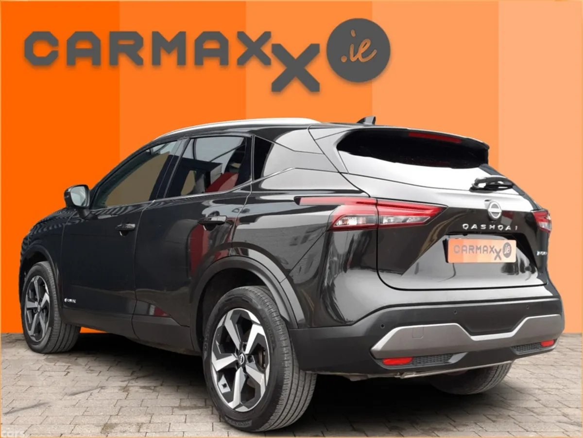 Nissan Qashqai MPV, Petrol, 2024, Black