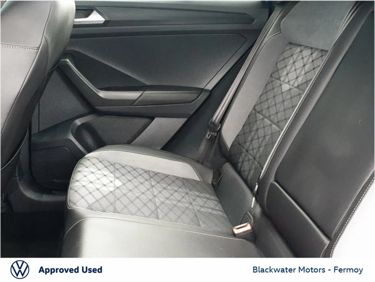 Volkswagen T-Roc SUV, Petrol, 2023, Black