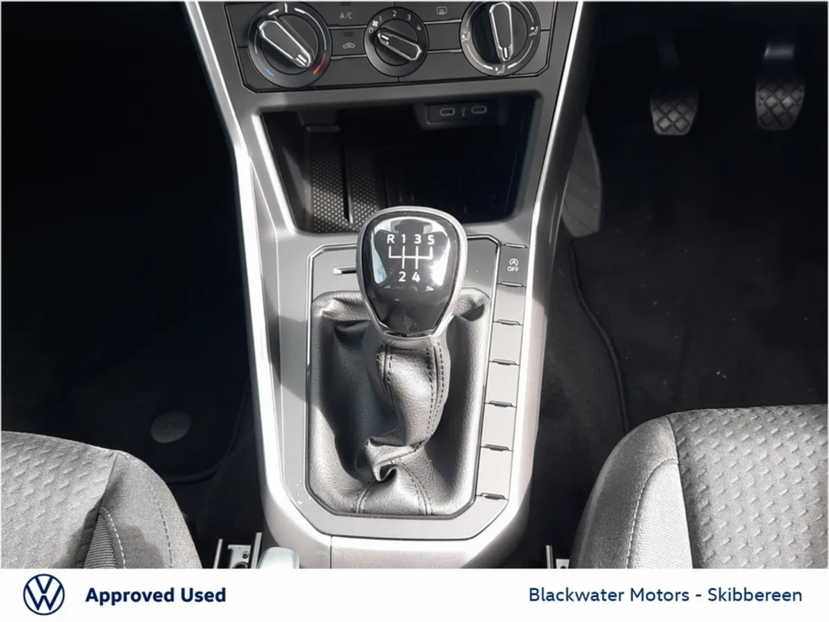 Volkswagen Polo Hatchback, Petrol, 2026, White