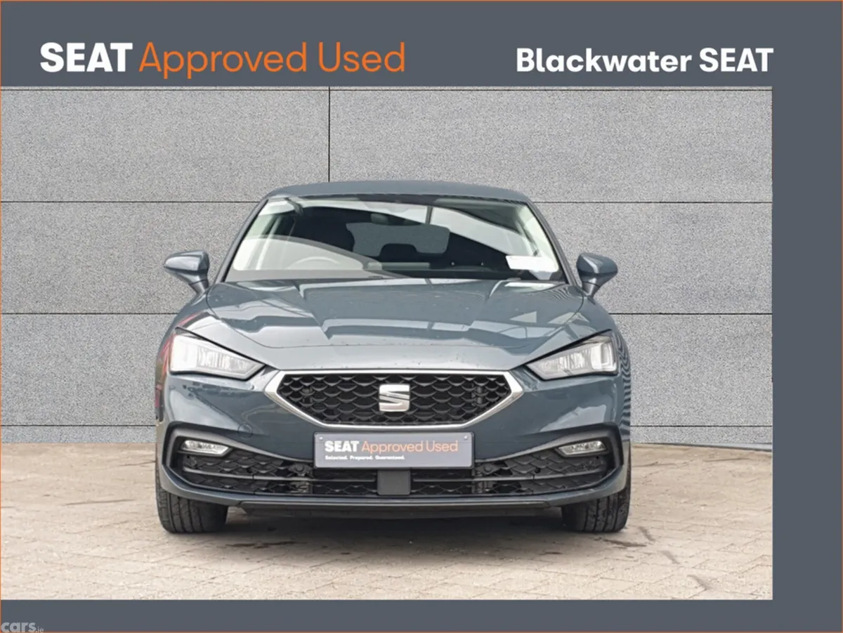 SEAT Leon Hatchback, Diesel, 2025, Blue