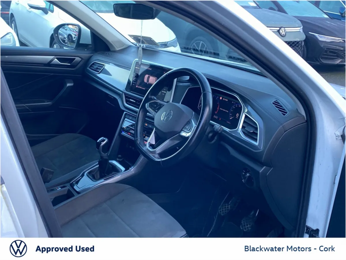 Volkswagen T-Roc SUV, Petrol, 2023, White