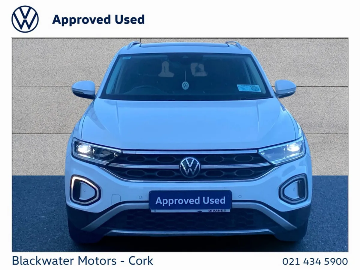 Volkswagen T-Roc SUV, Petrol, 2023, White