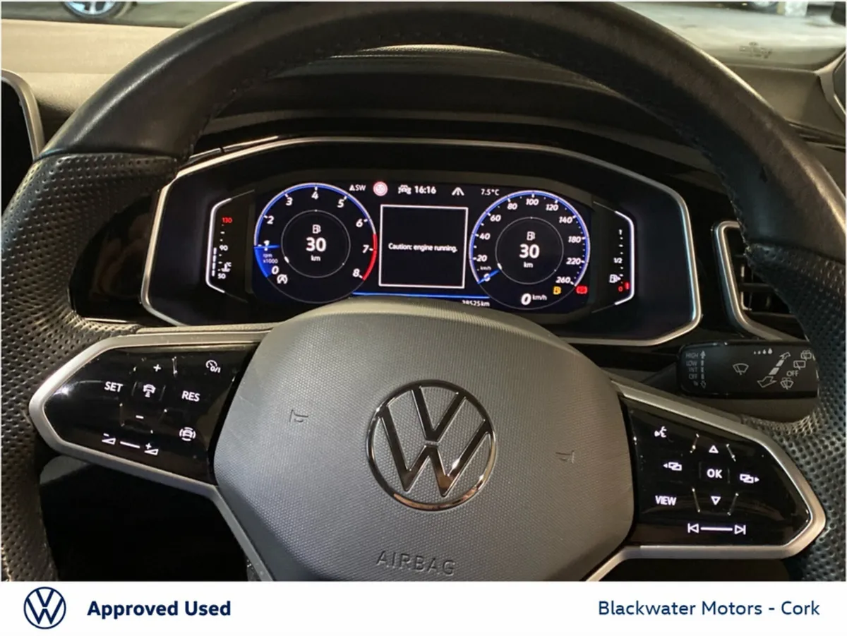 Volkswagen T-Roc SUV, Petrol, 2023, White