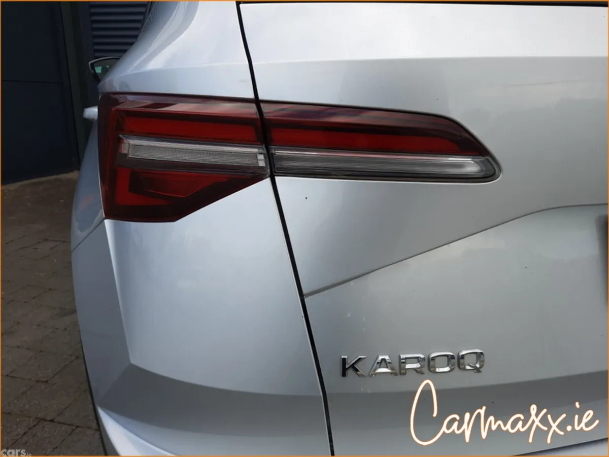 Skoda Karoq SUV, Petrol, 2024, Grey