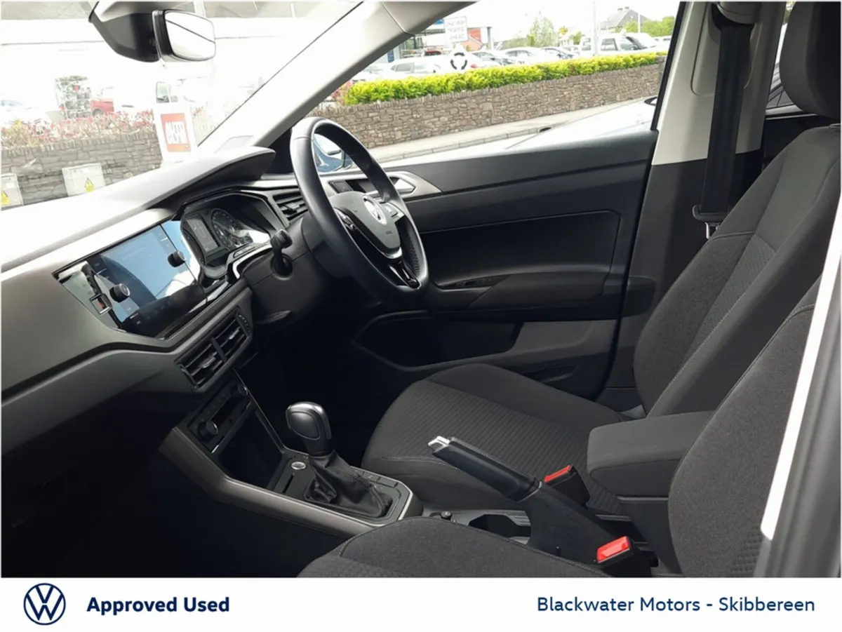 Volkswagen Polo Hatchback, Petrol, 2022, White