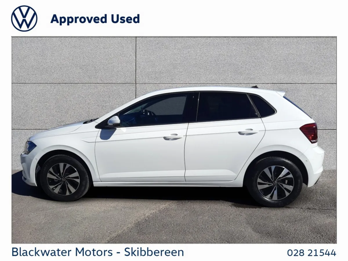 Volkswagen Polo Hatchback, Petrol, 2022, White