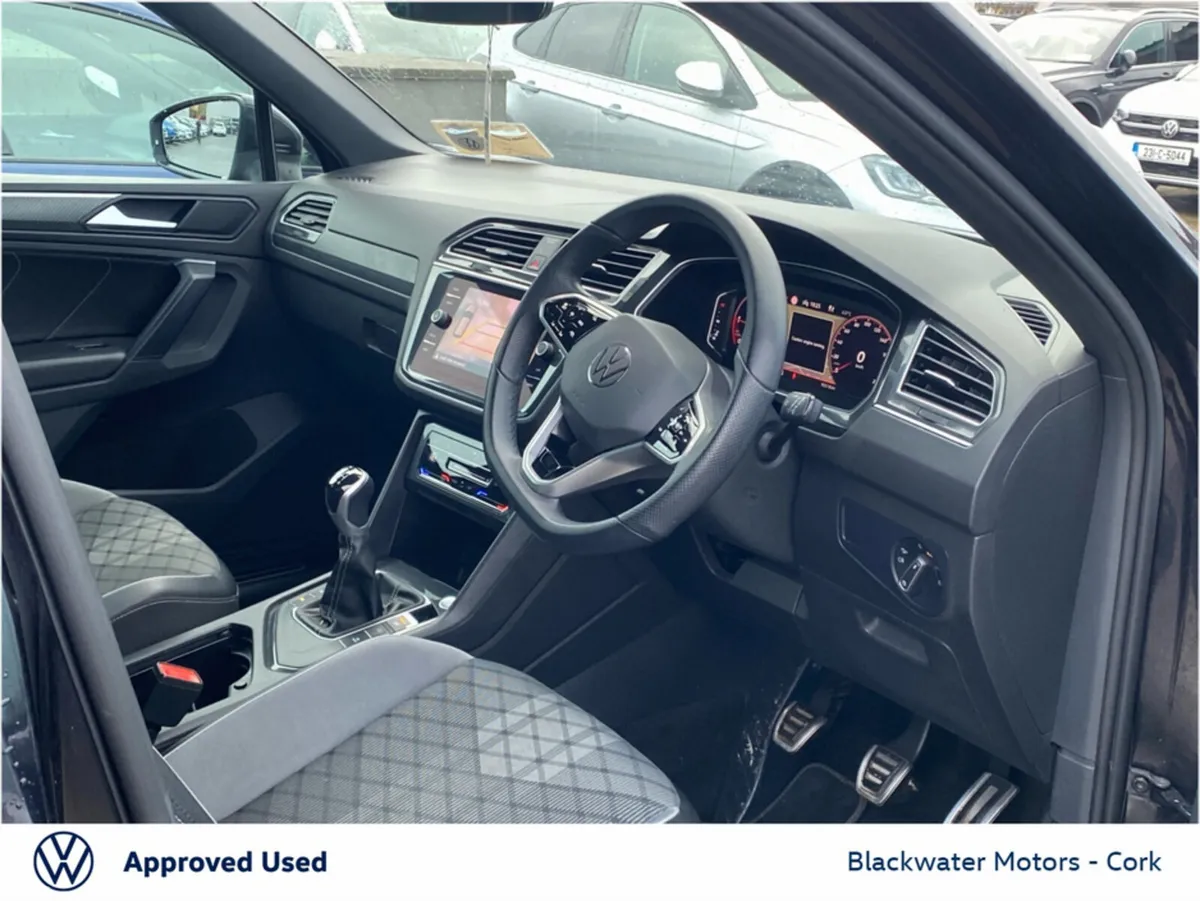 Volkswagen Tiguan Estate, Diesel, 2022, Black