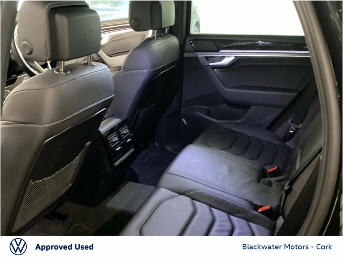 Volkswagen Touareg SUV, Diesel, 2024, Black