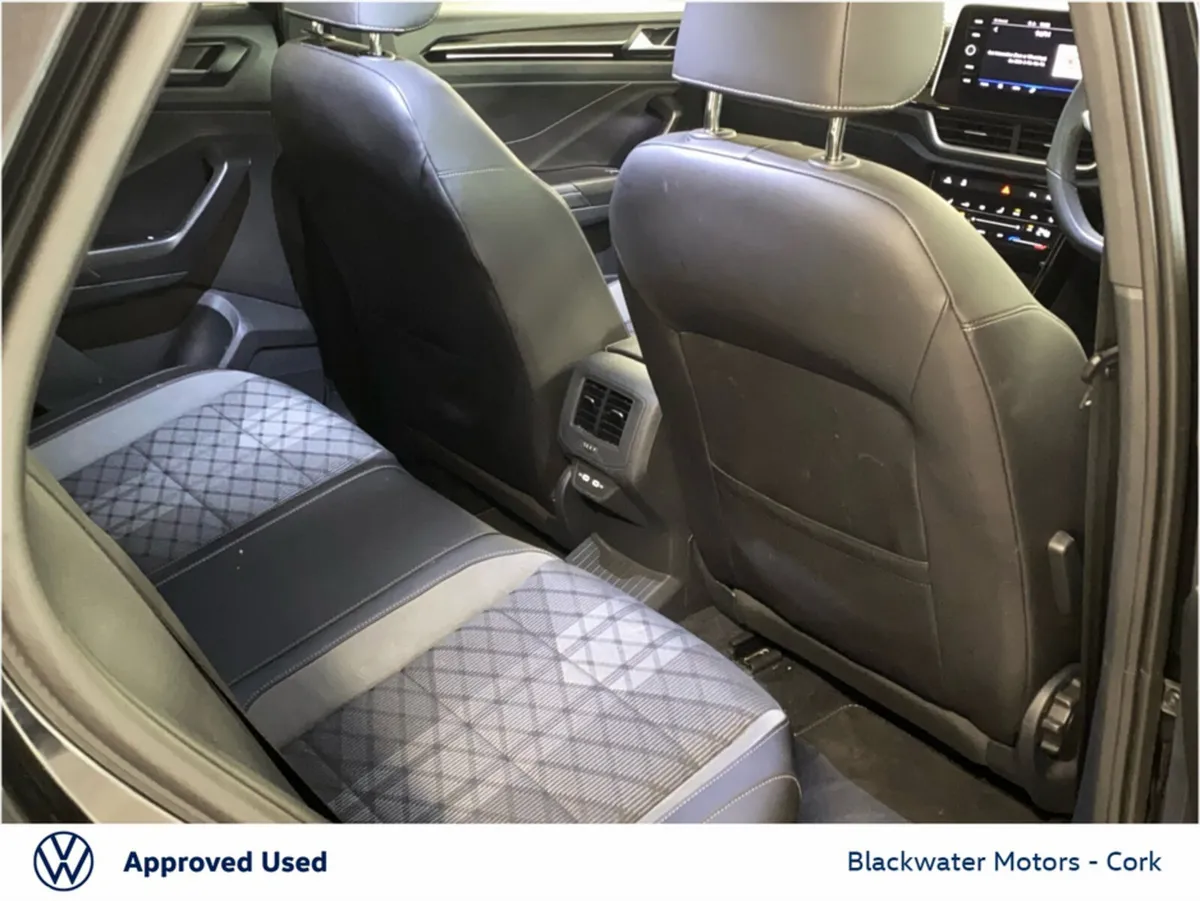 Volkswagen T-Roc SUV, Diesel, 2025, Black