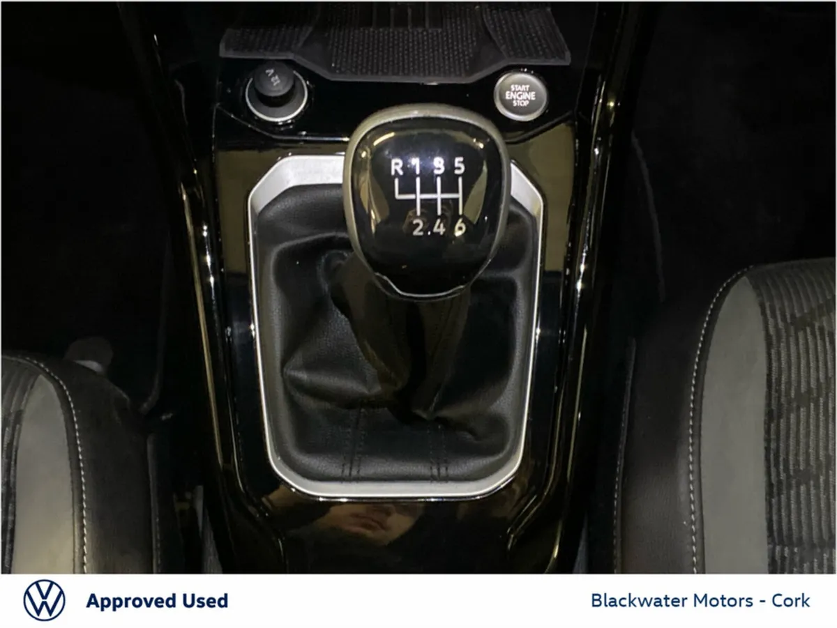 Volkswagen T-Roc SUV, Diesel, 2025, Black