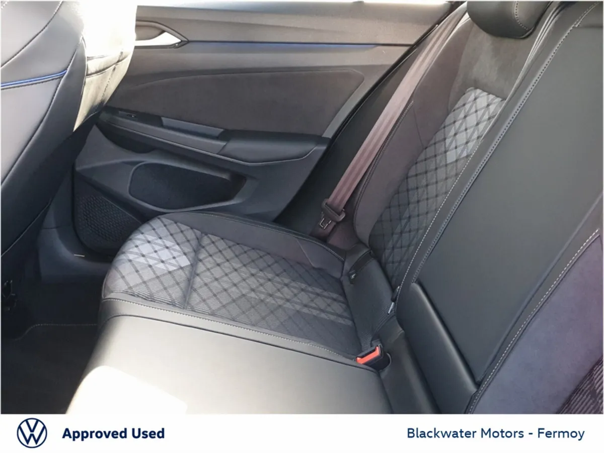 Volkswagen Golf Hatchback, Diesel, 2026, Black