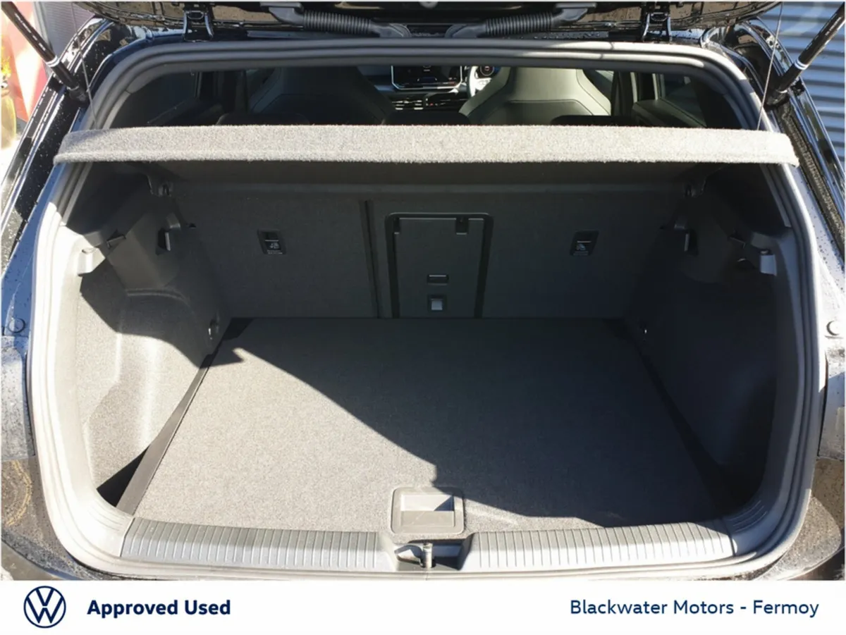 Volkswagen Golf Hatchback, Diesel, 2026, Black