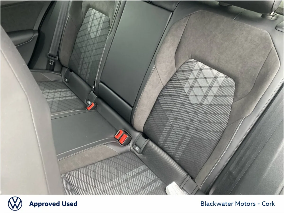 Volkswagen Golf Hatchback, Diesel, 2026, Grey