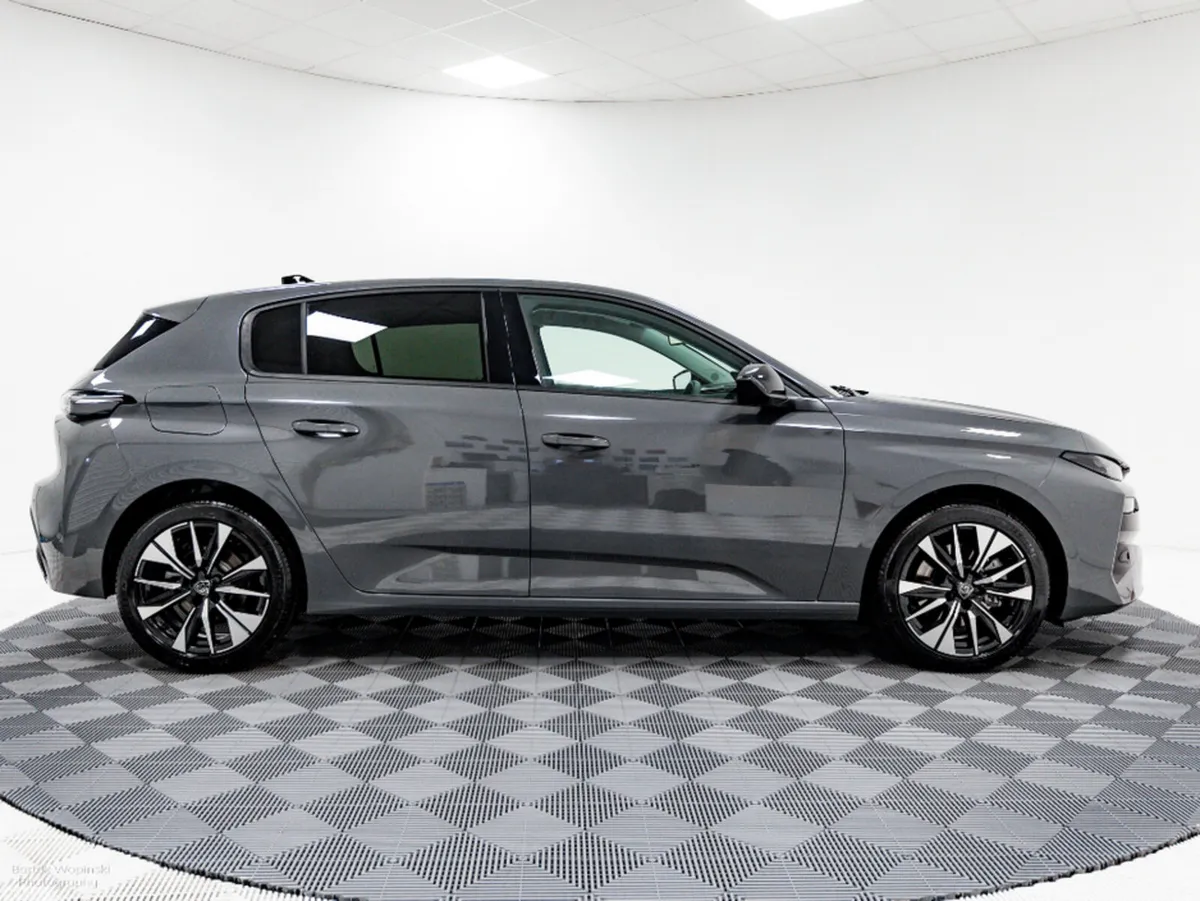 Peugeot 308 Hatchback, Petrol Hybrid, 2026, Grey