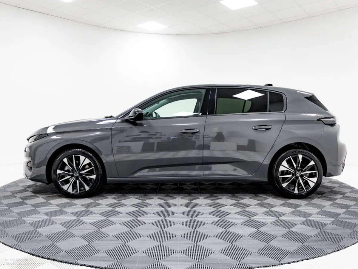 Peugeot 308 Hatchback, Petrol Hybrid, 2026, Grey