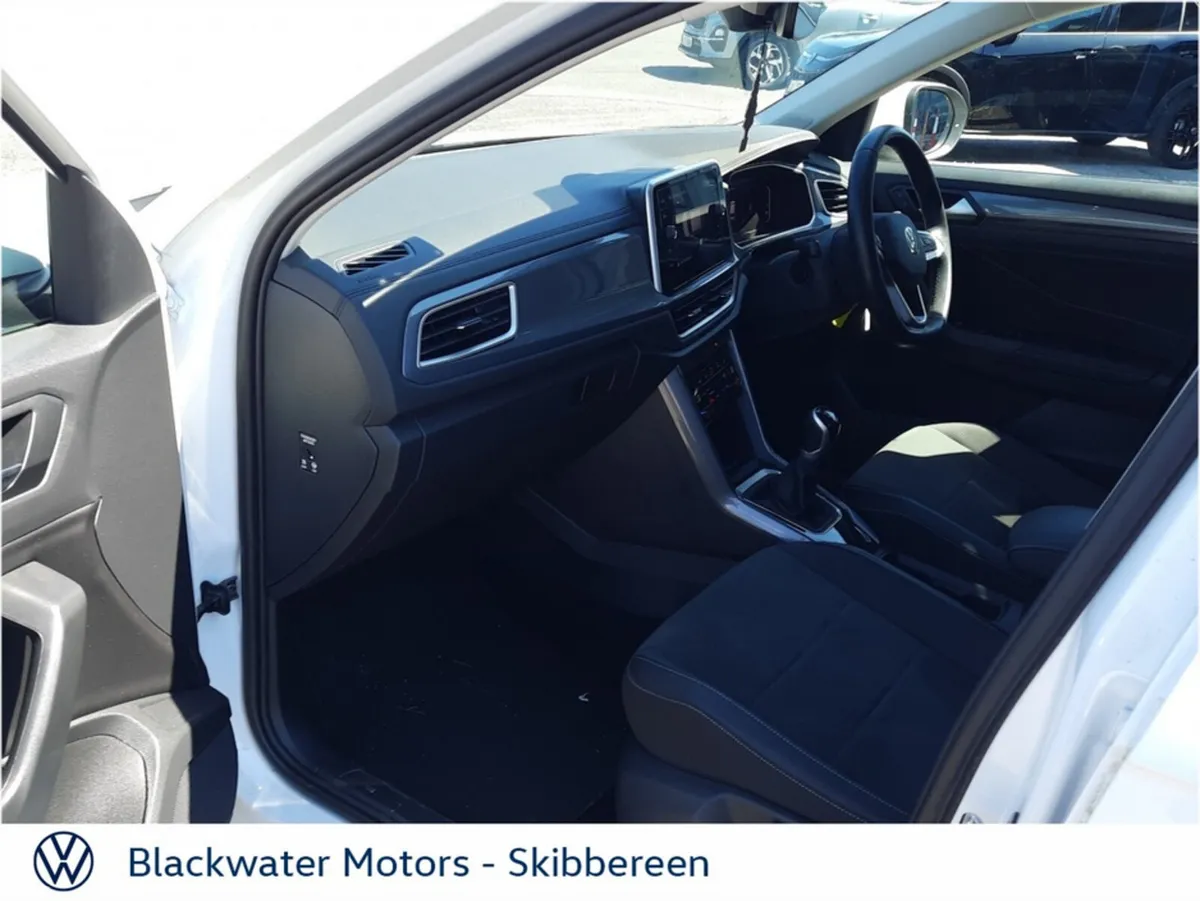 Volkswagen T-Roc SUV, Diesel, 2023, White