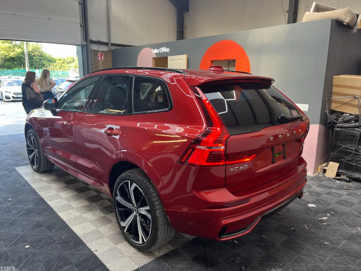 Volvo XC60 SUV, Petrol Plug-in Hybrid, 2024, Red