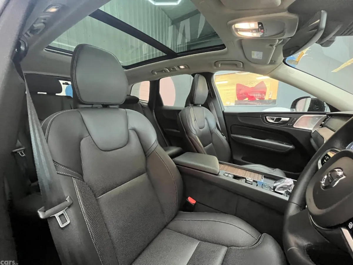Volvo XC60 SUV, Petrol Plug-in Hybrid, 2024, Red