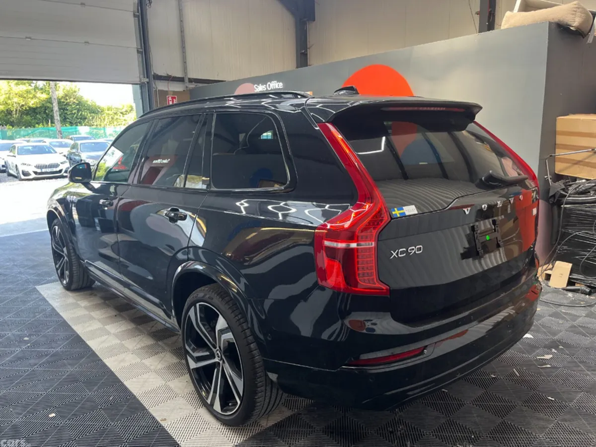 Volvo XC90 SUV, Petrol Plug-in Hybrid, 2023, Black