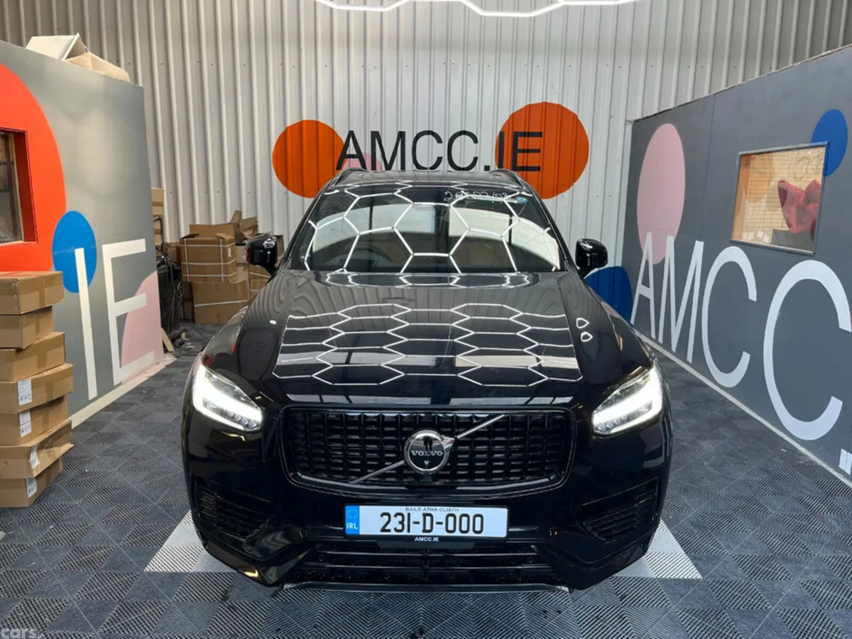 Volvo XC90 SUV, Petrol Plug-in Hybrid, 2023, Black