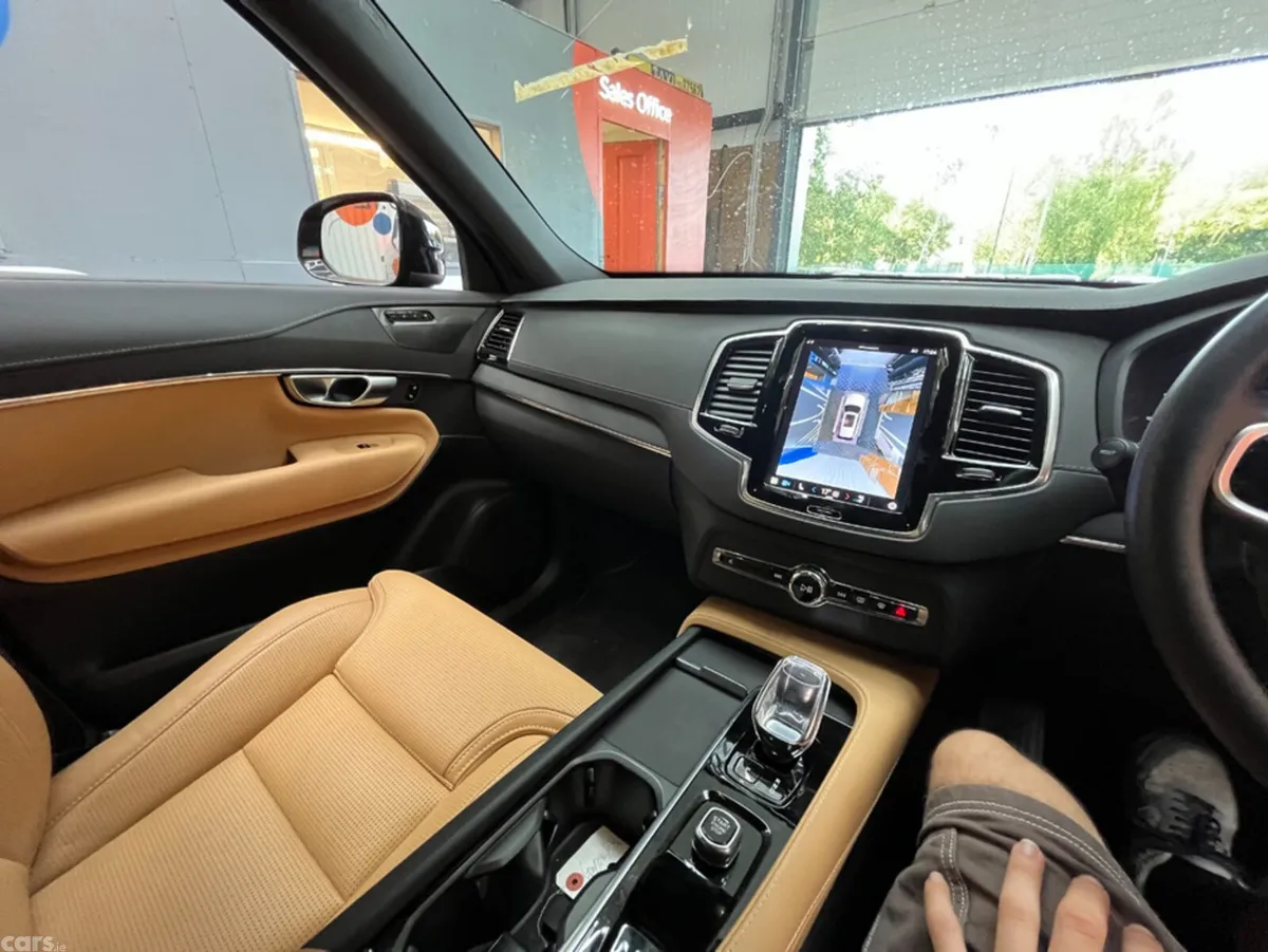 Volvo XC90 SUV, Petrol Plug-in Hybrid, 2023, Black