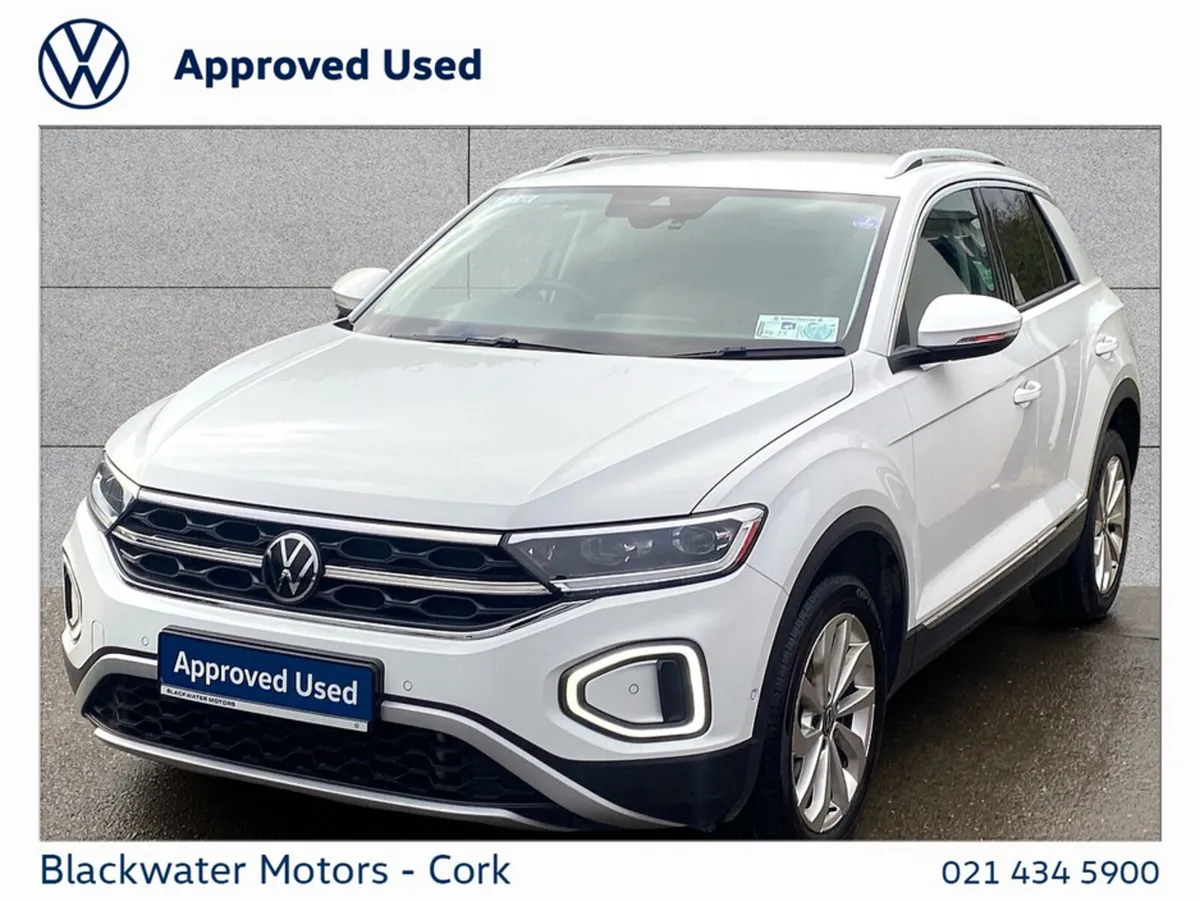 Volkswagen T-Roc SUV, Petrol, 2023, White