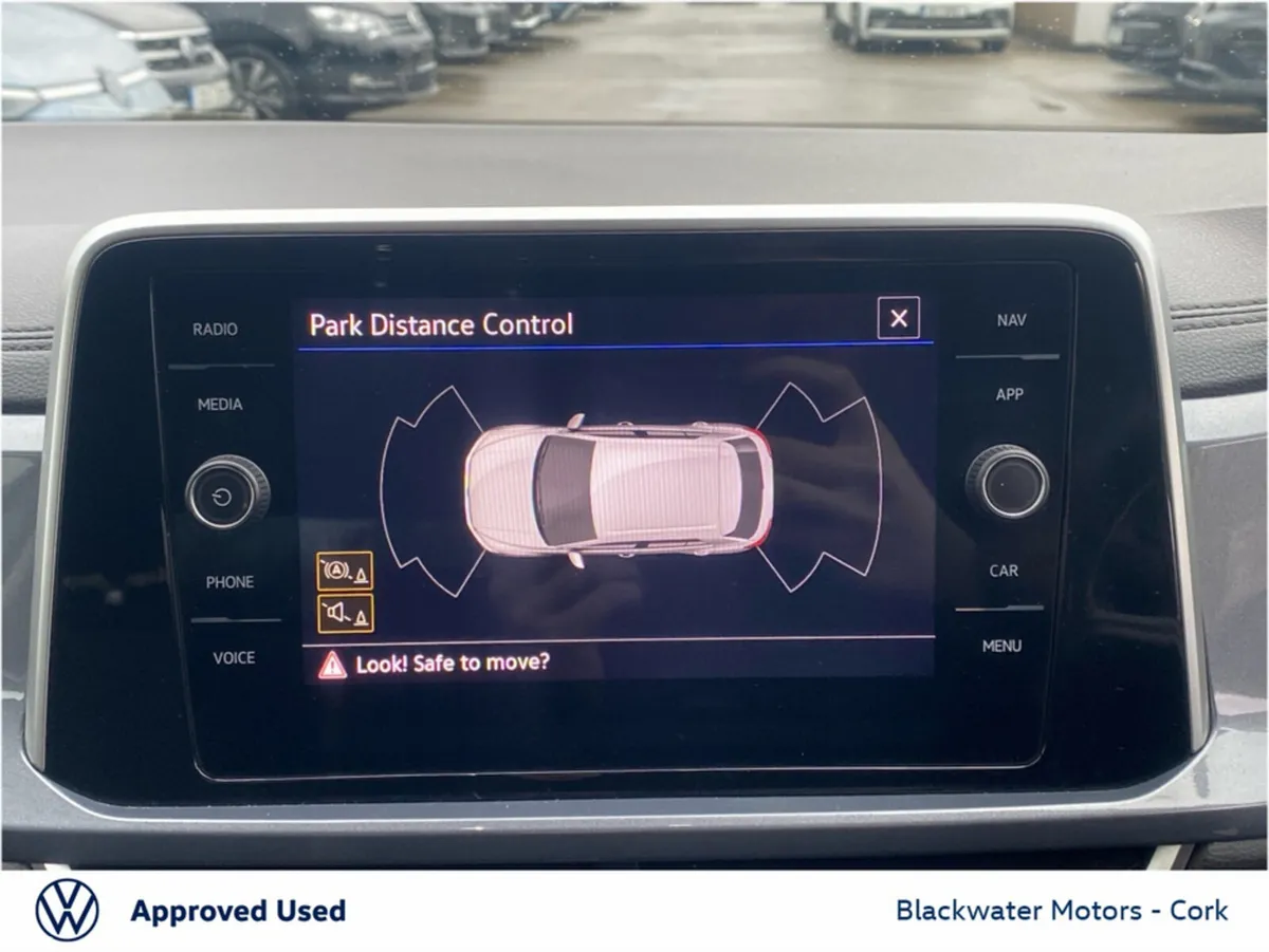 Volkswagen T-Roc SUV, Petrol, 2023, White