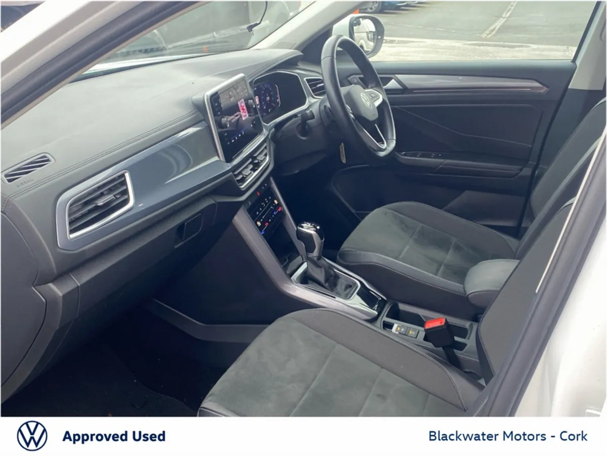 Volkswagen T-Roc SUV, Petrol, 2023, White